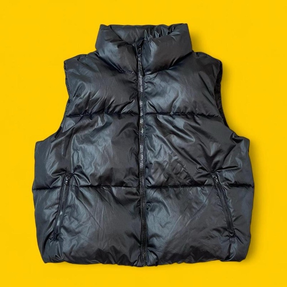 Old Navy Black Puffer Vest Men’s Large | Lightweight Winter Outerwear
